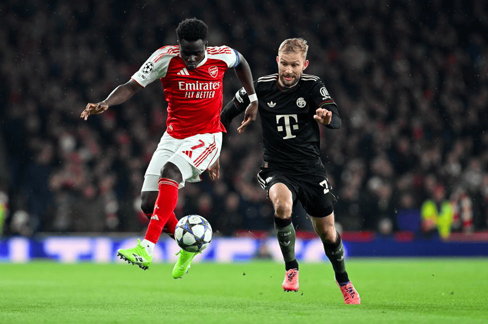 2-0！开场破门+补时补刀 核心+中卫双双伤退 13.1亿豪门17场不败