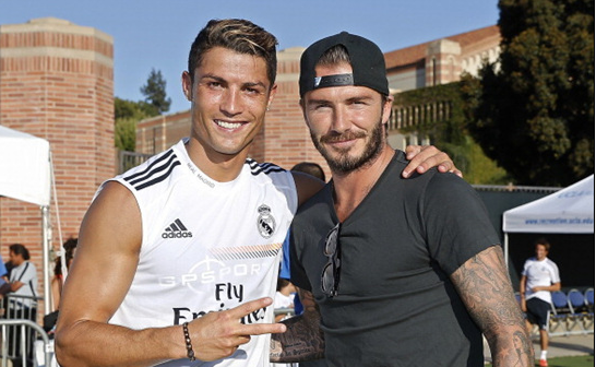 博主：皇马已经至少接触两名教练，但齐达内不会回归