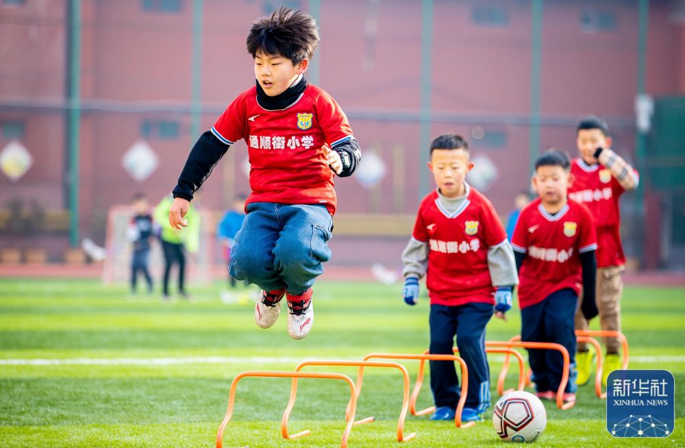 中超赛报：武汉三镇客场战胜山东泰山,