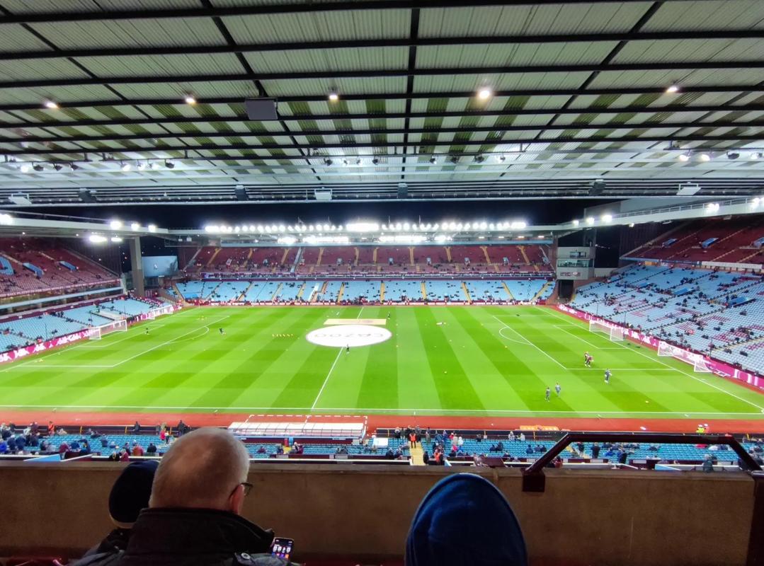 信使报：拜仁二队中场哈维尔-费尔南德斯已被推荐给拉齐奥