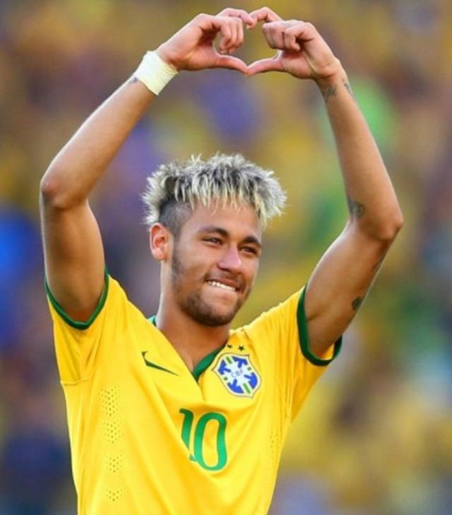 18岁球员15分+2断+2帽场次：弗拉格超越科比&詹姆斯