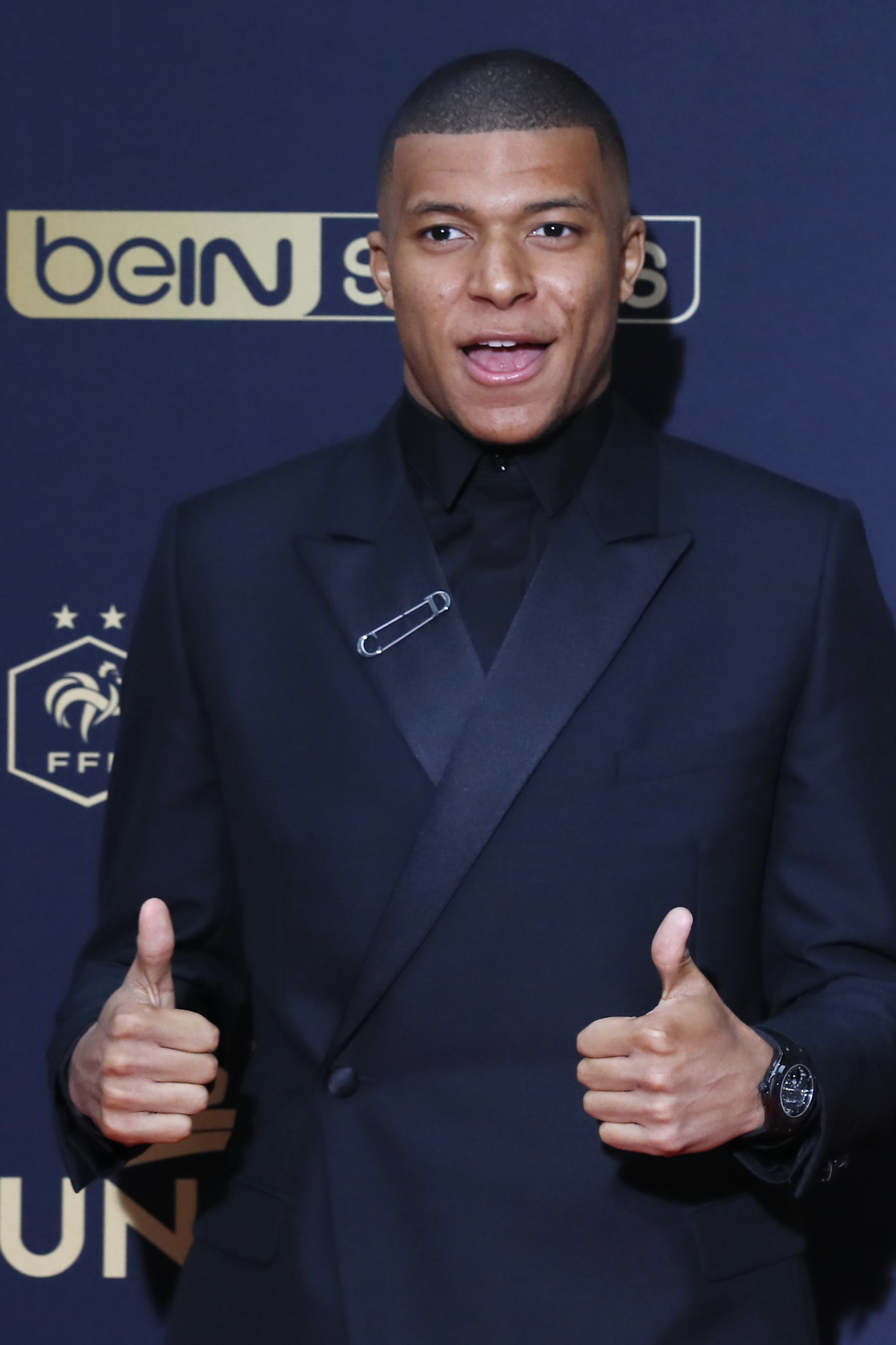 武里南联老板赛前发言：要和海港决一胜负，以决定谁能晋级